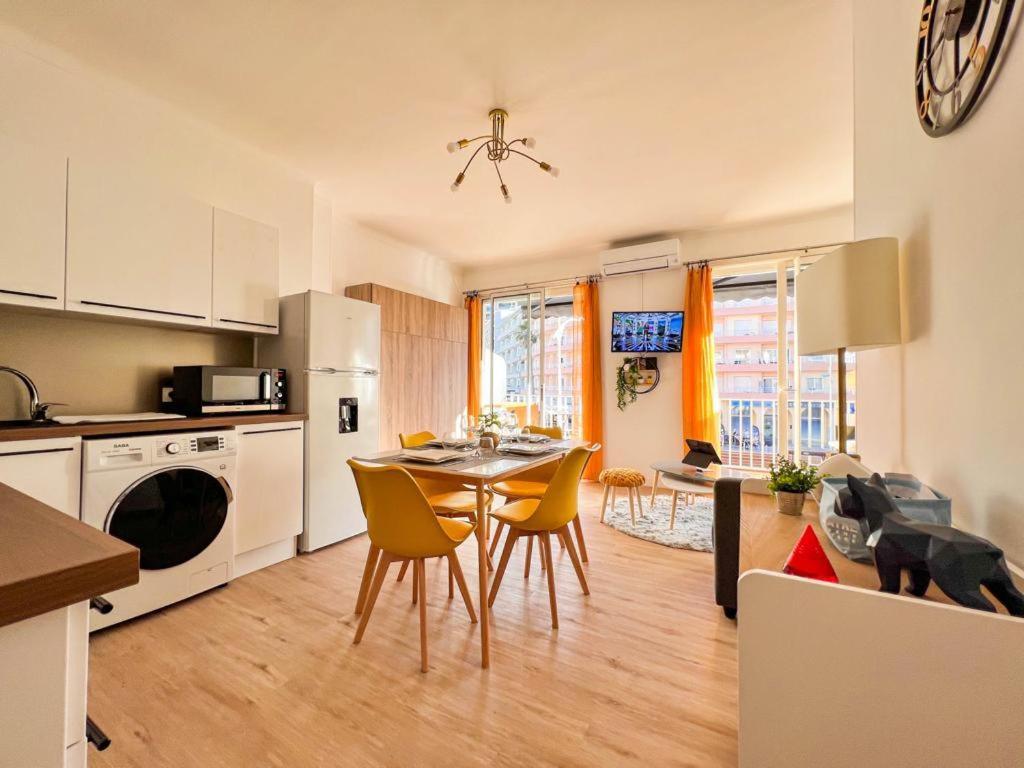 Vue Parking Prive Place Med Apartment