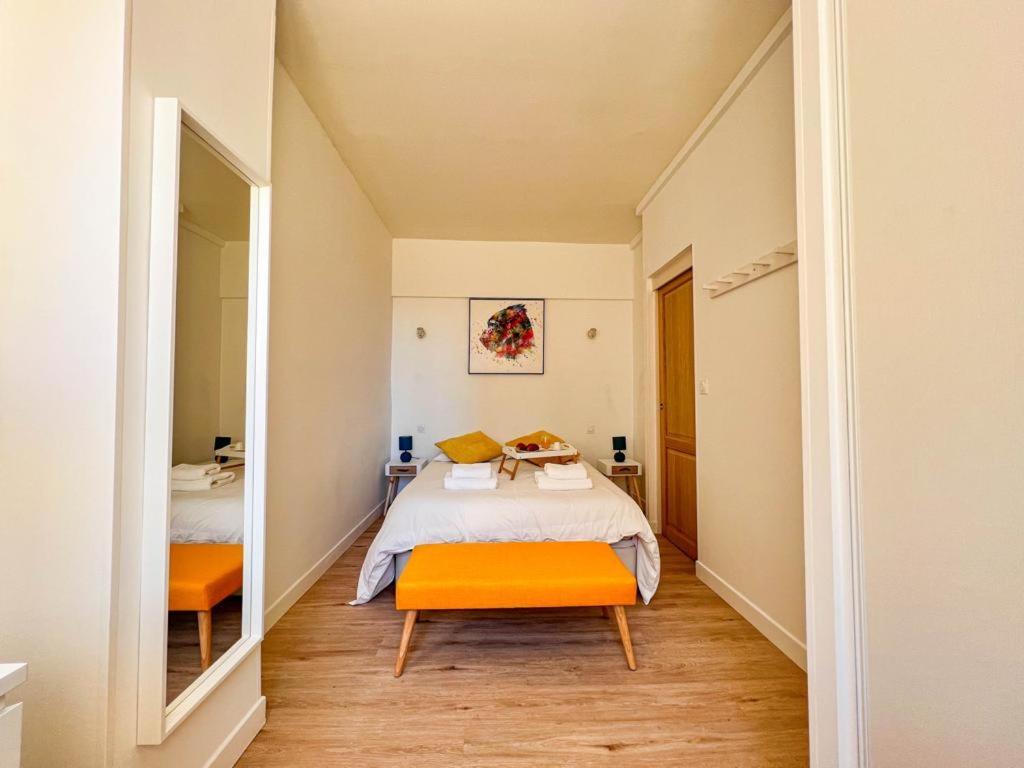 Vue Parking Prive Place Med Apartment